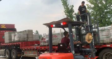 来宾 黄金麻冰裂纹，地铺石装车