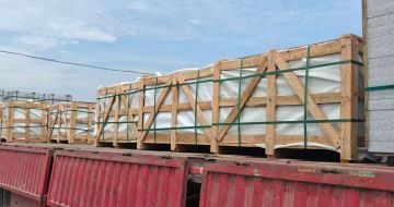 来宾 芝麻白花岗岩地铺石出口专车-泰国游