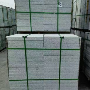 来宾 芝麻白火烧，园林广场市政工程地铺石，1.8~5.0厚均有现货