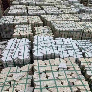 来宾 黄金麻白麻花岗岩荔枝面地铺石(冰裂纹)