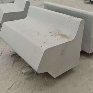 来宾 芝麻白花岗岩异形坐凳，石凳