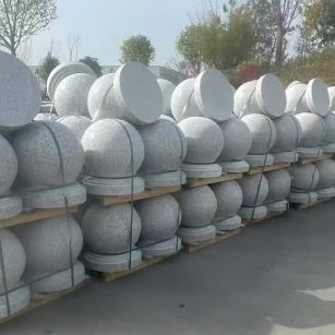 来宾 白麻花岗岩石材圆球，石球，挡车球，隔离球，景观石球，风水球等