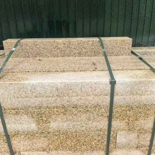 来宾 黄金麻花岗岩石材机切面栏杆料半成品