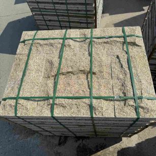 来宾 黄金麻花岗岩石材自然面蘑菇石成品