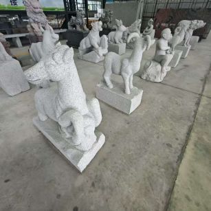 来宾 芝麻白花岗岩造型立体雕刻——十二生肖
