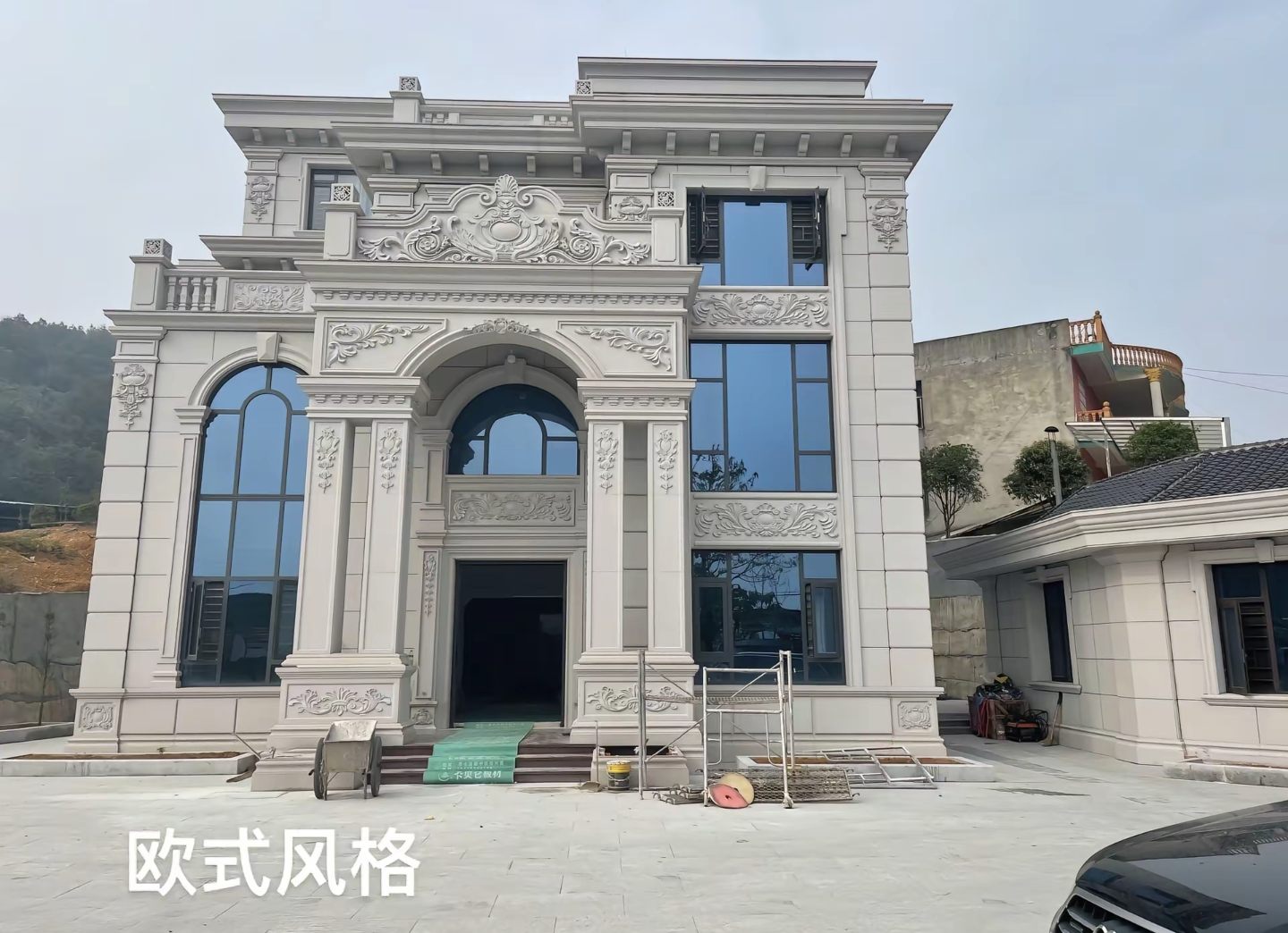 来宾 白麻花岗岩别墅外墙干挂