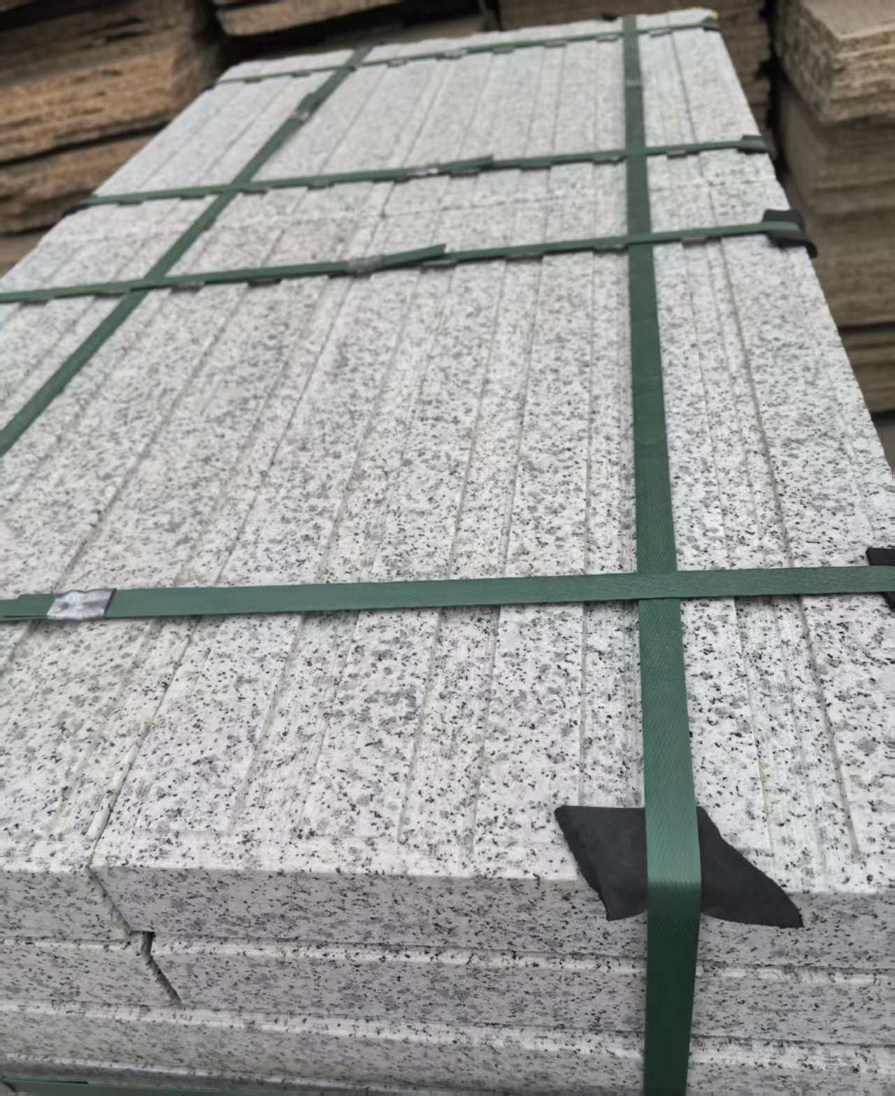 来宾 白麻花岗岩直行盲道石，盲条，地铺石