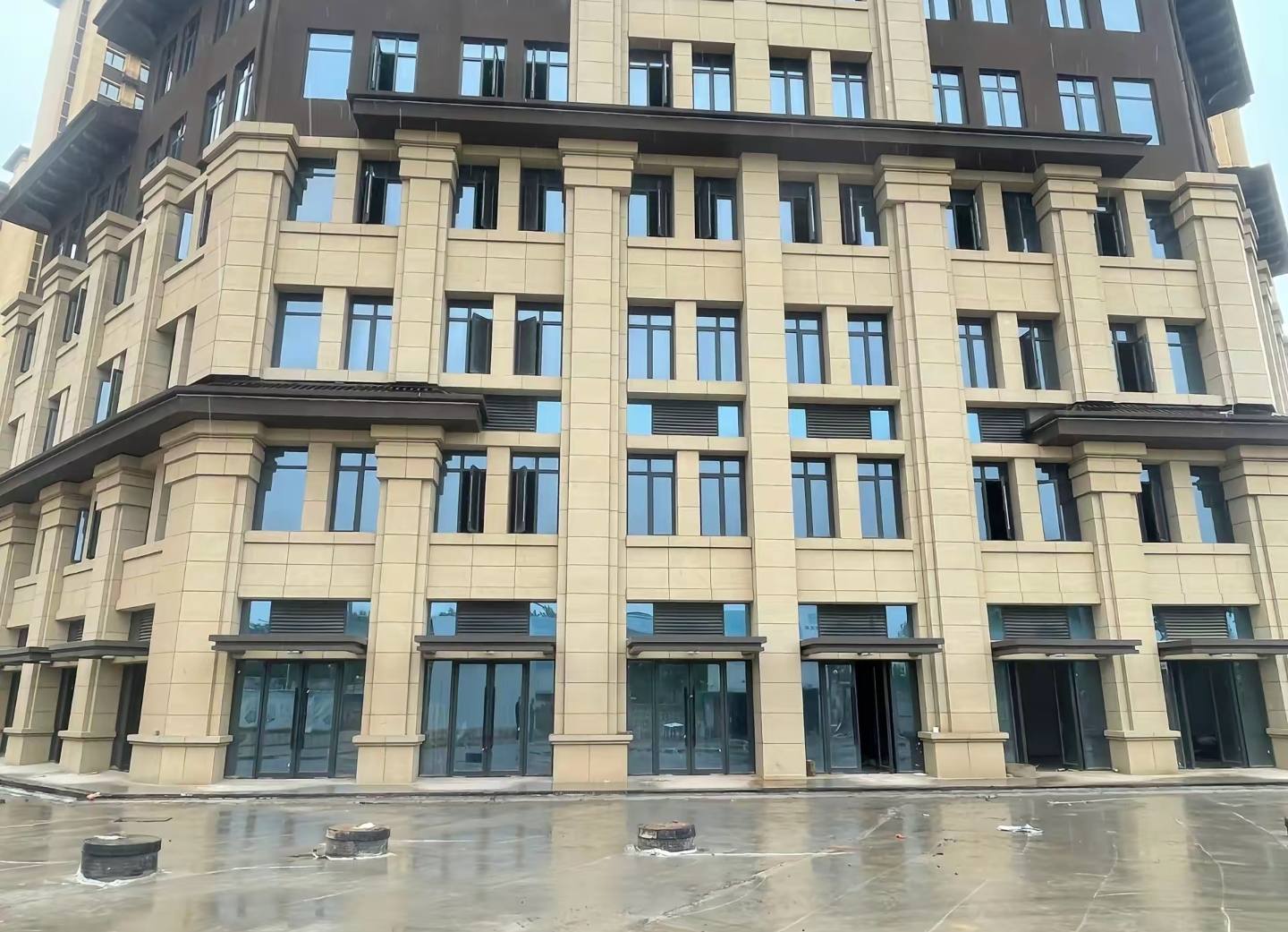 来宾 黄金麻花岗岩荔枝面小区外墙干挂