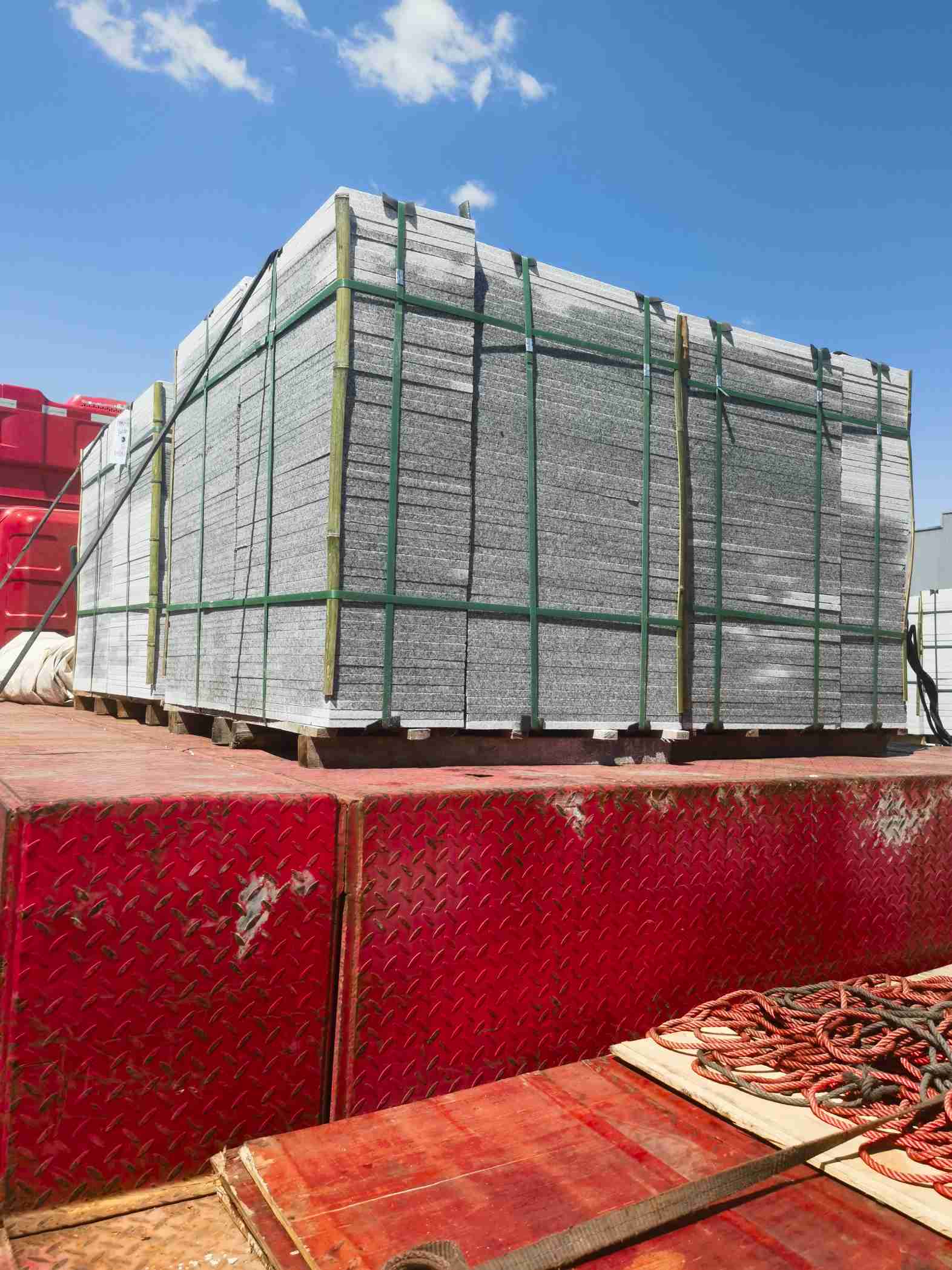 来宾 芝麻白火烧规格板地铺石300*600/600*600