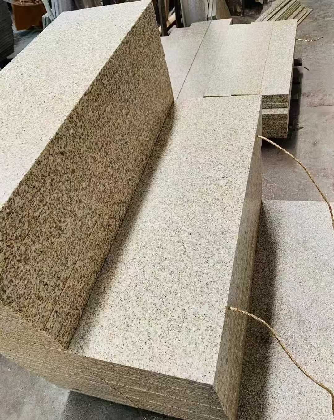 来宾 黄金麻荔枝面外墙干挂成品