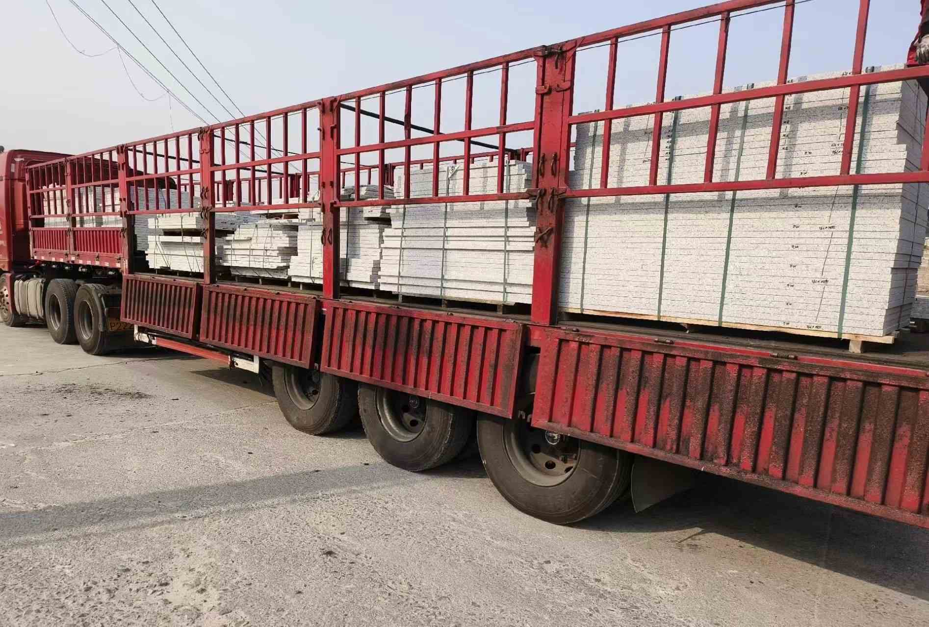 来宾 白麻荔枝面外墙干挂，工厂装车日常