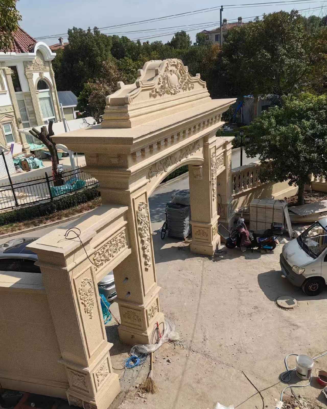 来宾 黄金麻荔枝面花岗岩别墅门楼